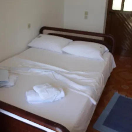 Konukevi Benardo Saranda